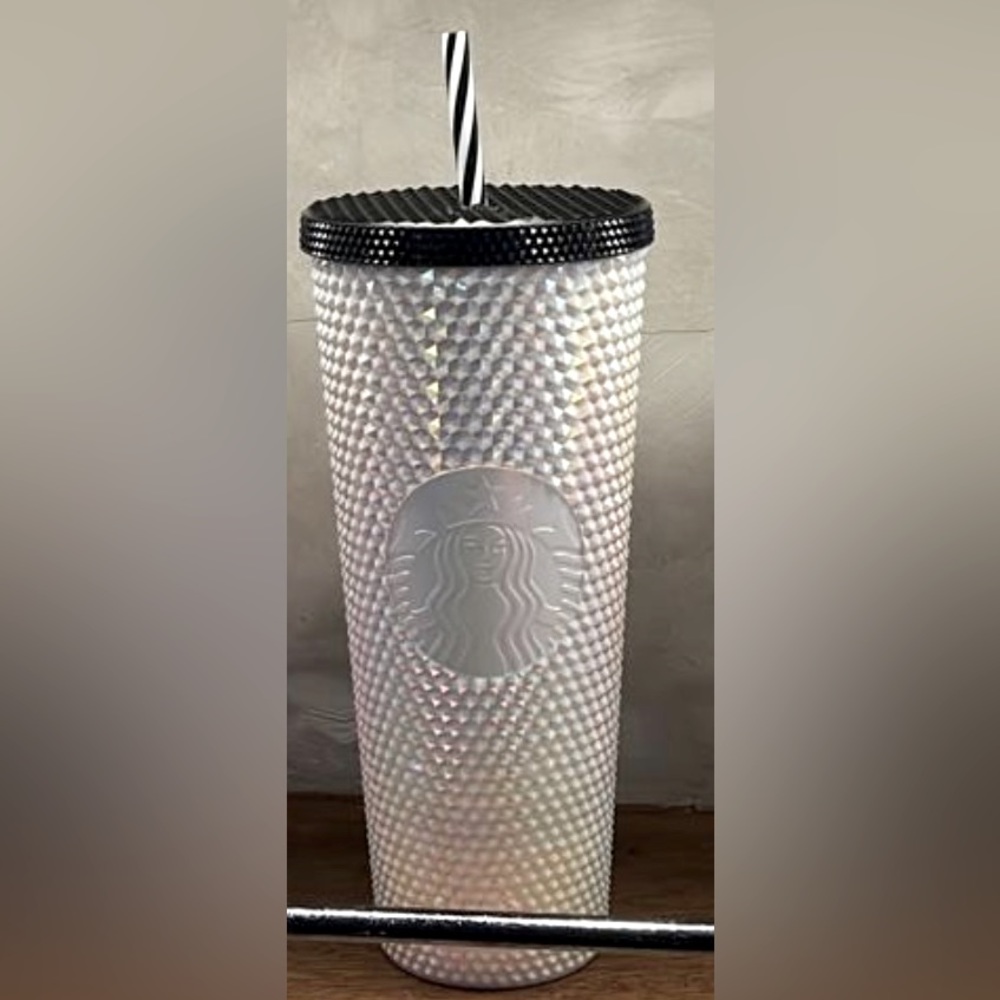 Philippine Exclusive 2022 - Zebra Studs Venti Cold Cup